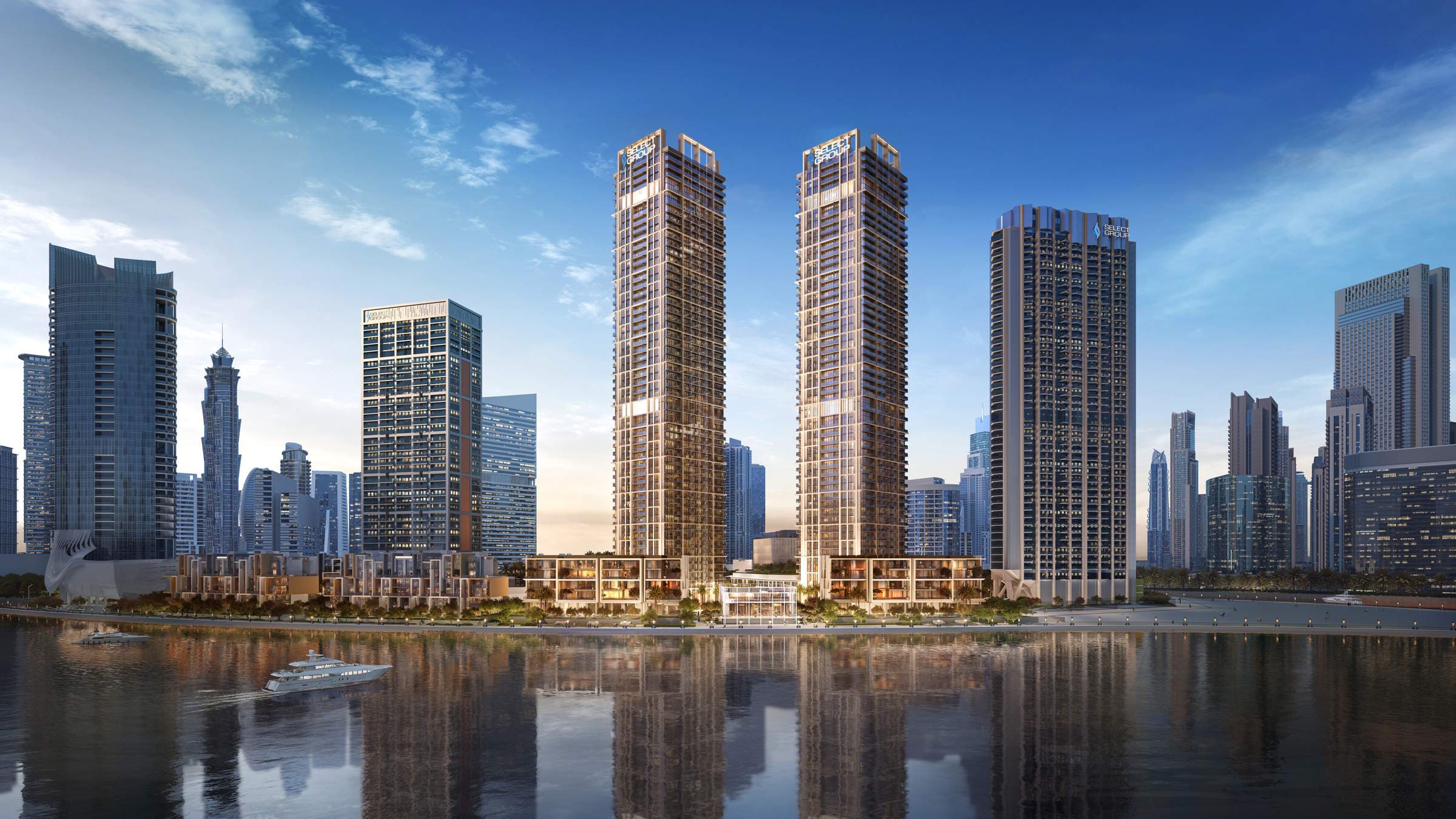 Peninsula Four, The Plaza